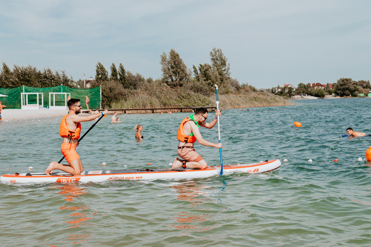 competion_standup_paddle_bytebrand_summer_party.jpg